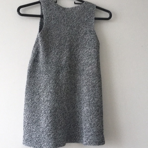 Vegan Transition Sleeveless crochet top - Picture 3 of 3